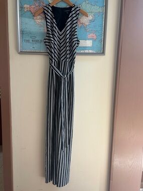 Wide leg jumpsuit